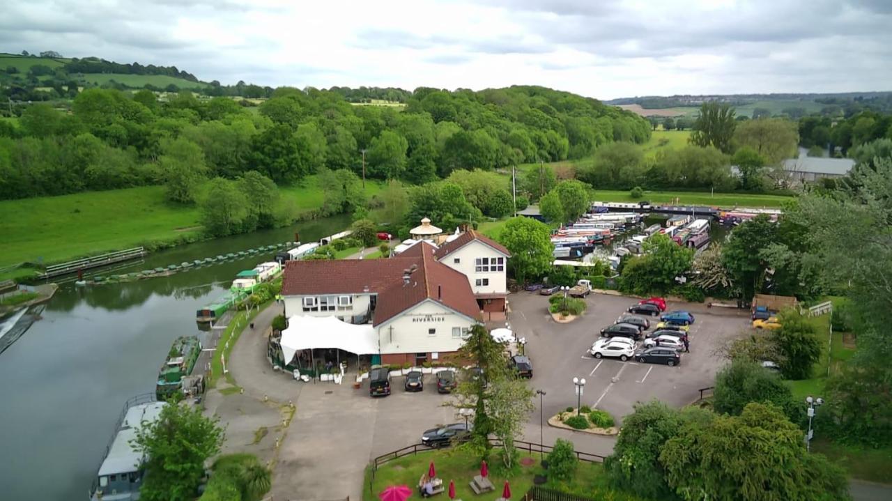 The Riverside Inn Saltford Экстерьер фото
